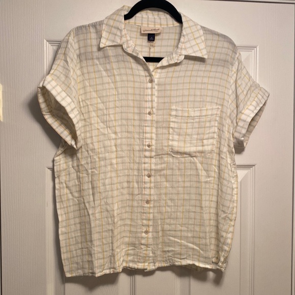 Universal Thread Tops - Brand New Universal Thread Cream Button Down Top…size XS & XXL